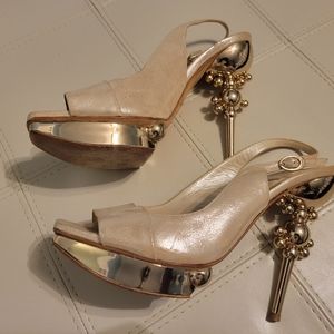 Christian Dior shoes size 38(7.5) Gold